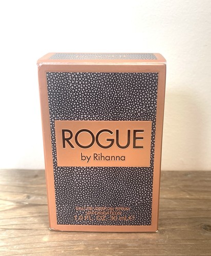 Rihanna rogue eau - rihanna,