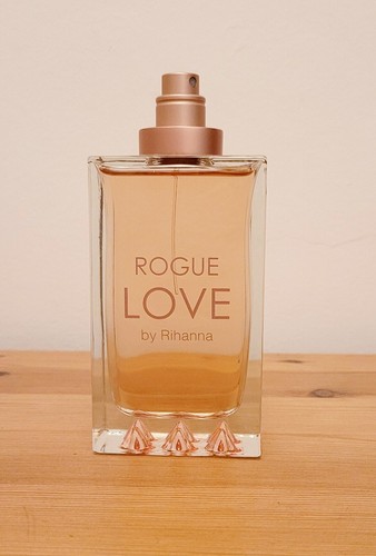 Rihanna rogue love edp spray - rogue,