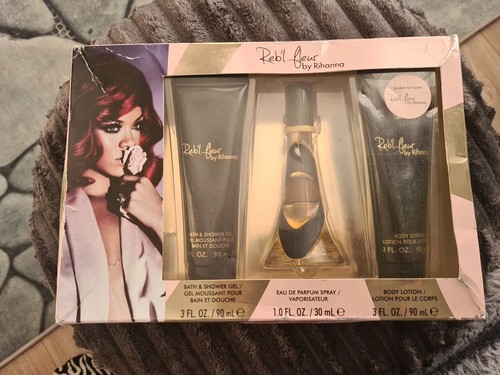 Rihanna rebel fleur gift - gift, set