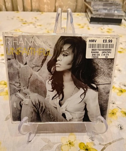 Rihanna unfaithful single - unfaithful,